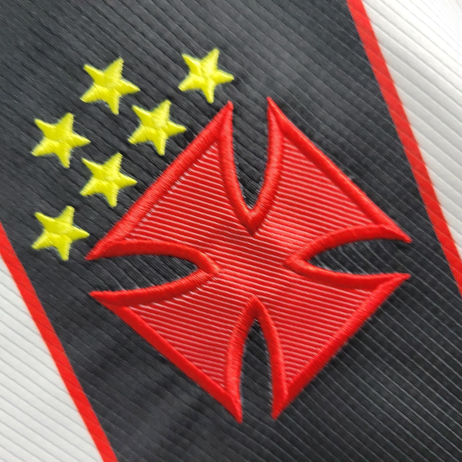 Camisa Vasco Away 2000 Retrô - Branca e Preta | Torcedor - FutNews