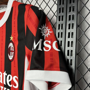 Camisa Milan Home 24/25 - Preta e Vermelha | Torcedor