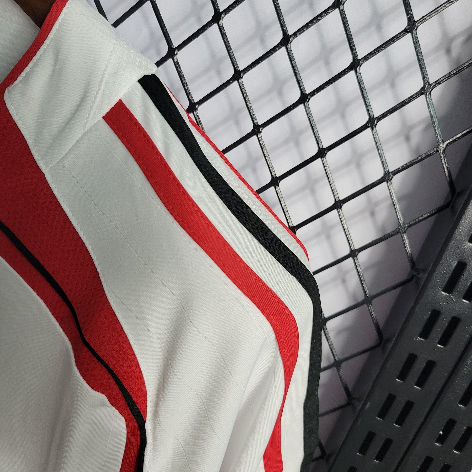 Camisa Milan Away 06/07 Retrô - Branca | Torcedor - FutNews