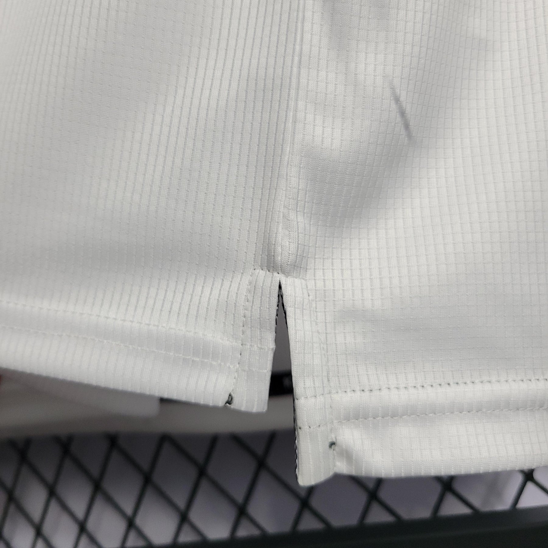 Camisa Vasco Away 2000 Retrô - Branca e Preta | Torcedor - FutNews