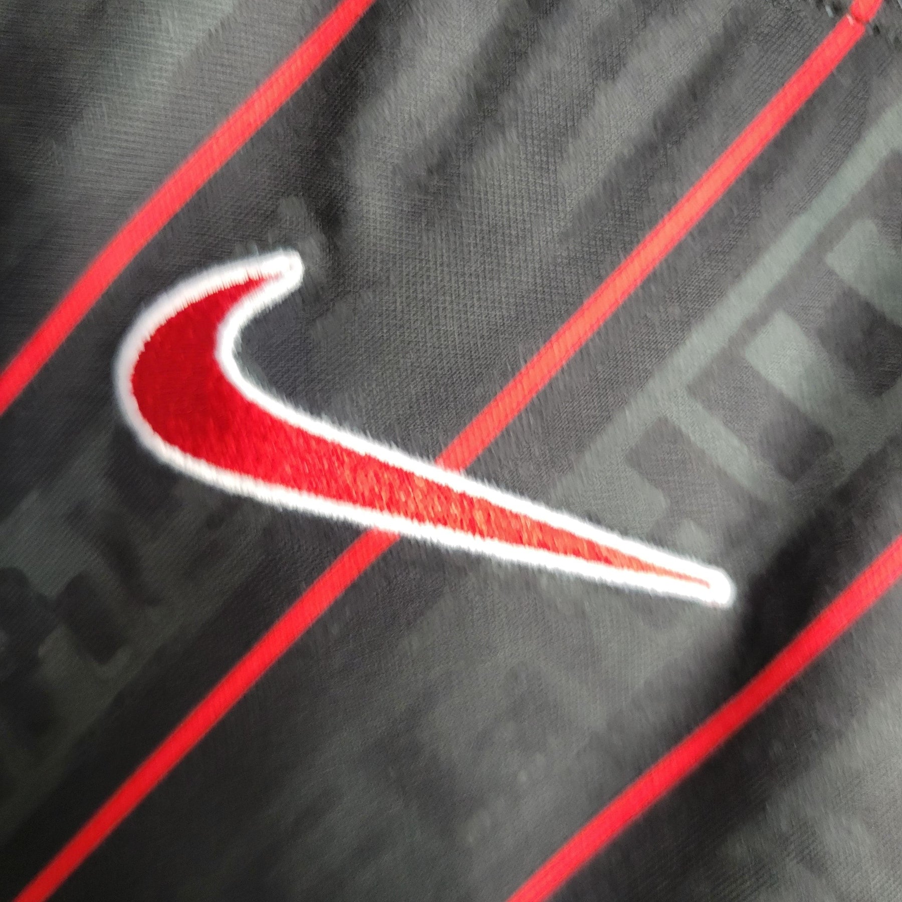 Camisa Liverpool Leblon James 2023 - Preta | Torcedor - FutNews