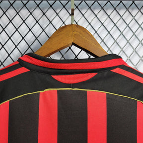 Camisa Milan Home 06/07 Retrô - Vermelha e Preta | Torcedor - FutNews