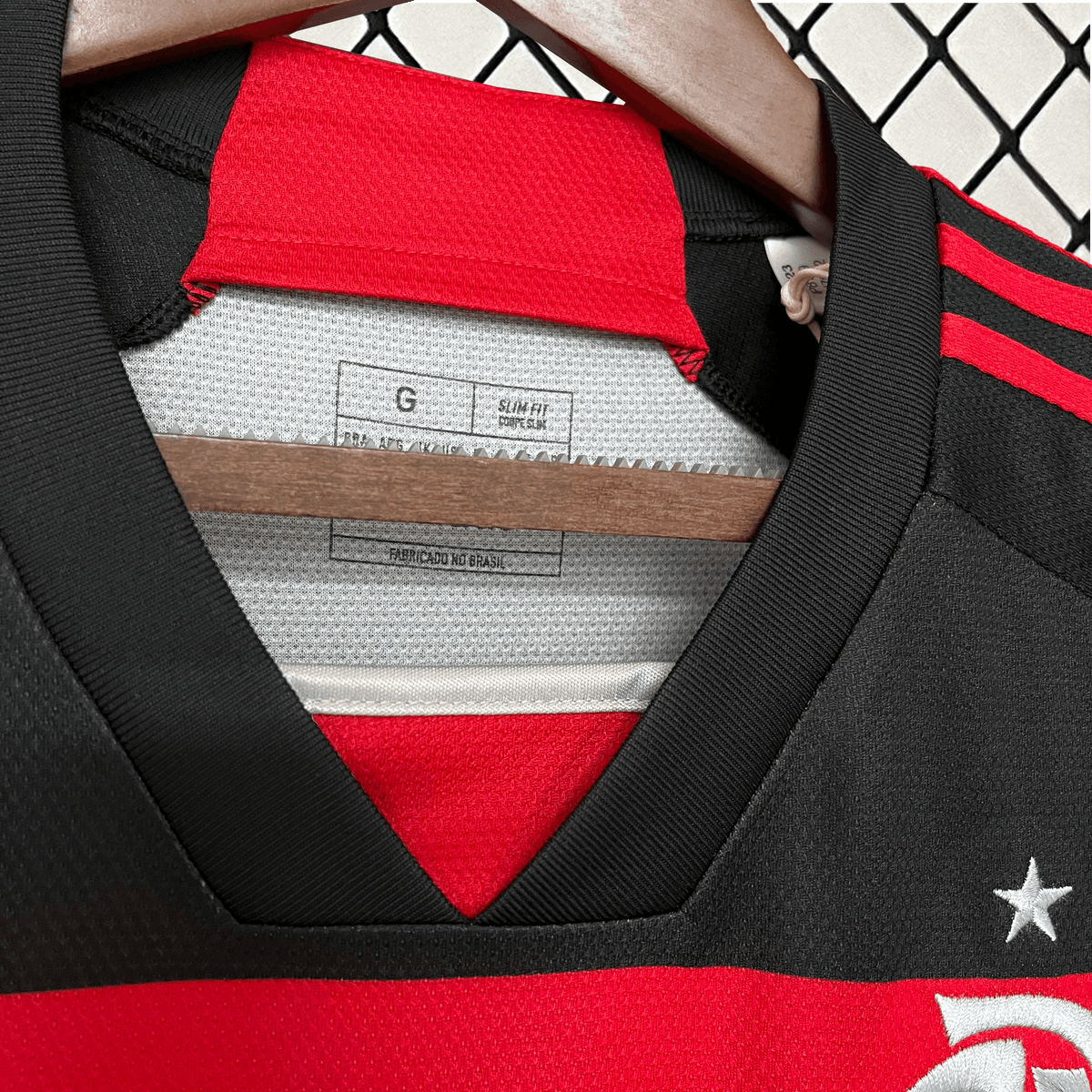 Camisa CRF Home 24/25 - Preta e Vermelha | Torcedor - FutNews