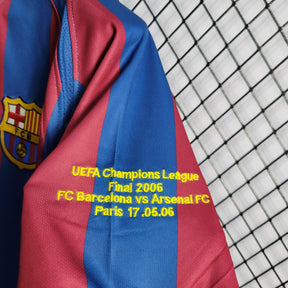 Camisa Barcelona 05/06 Retrô - Azul e Vermelha | Torcedor - FutNews