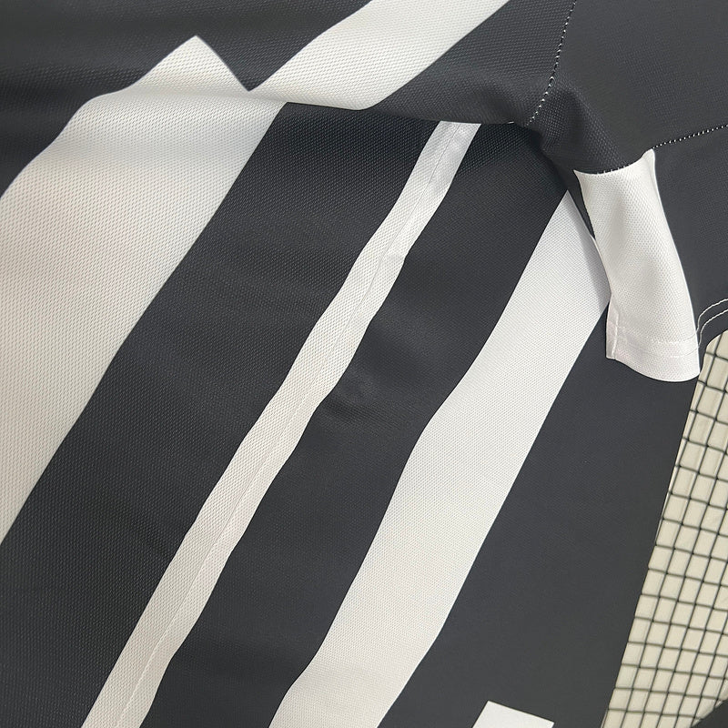 Camisa Juventus Home 2001/02 Retrô - Branca e Preta | Torcedor