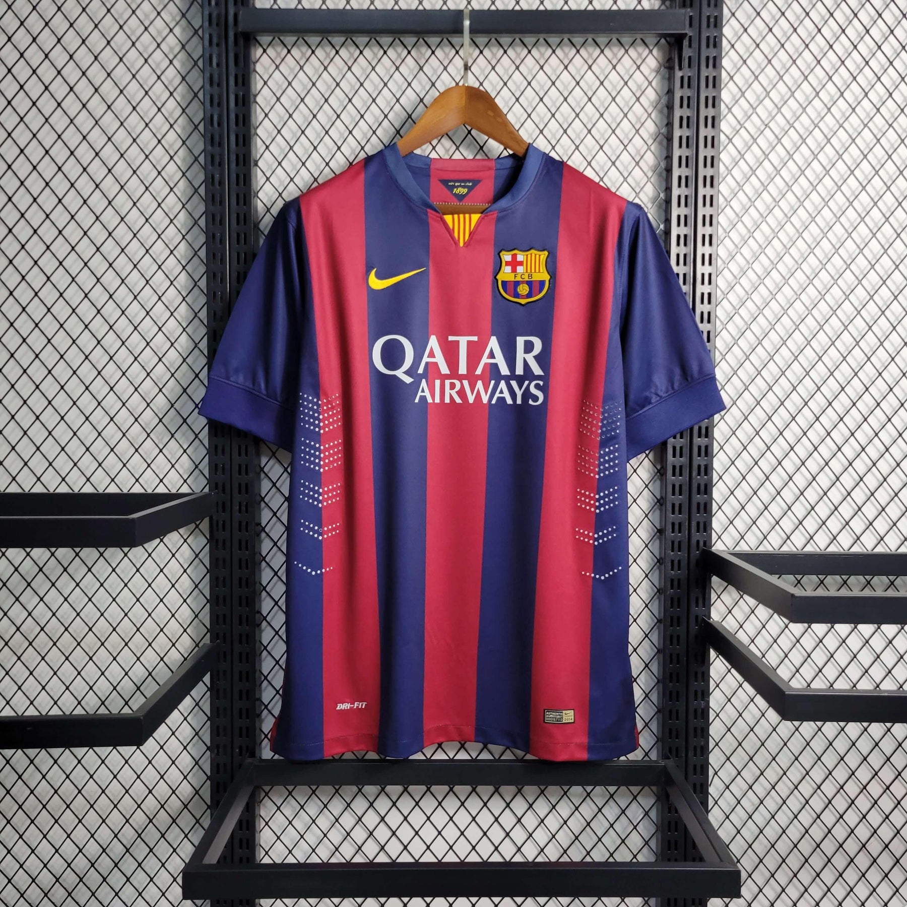 Camisa Barcelona Home 14/15 Retrô - Azul e Vermelha | Torcedor - FutNews