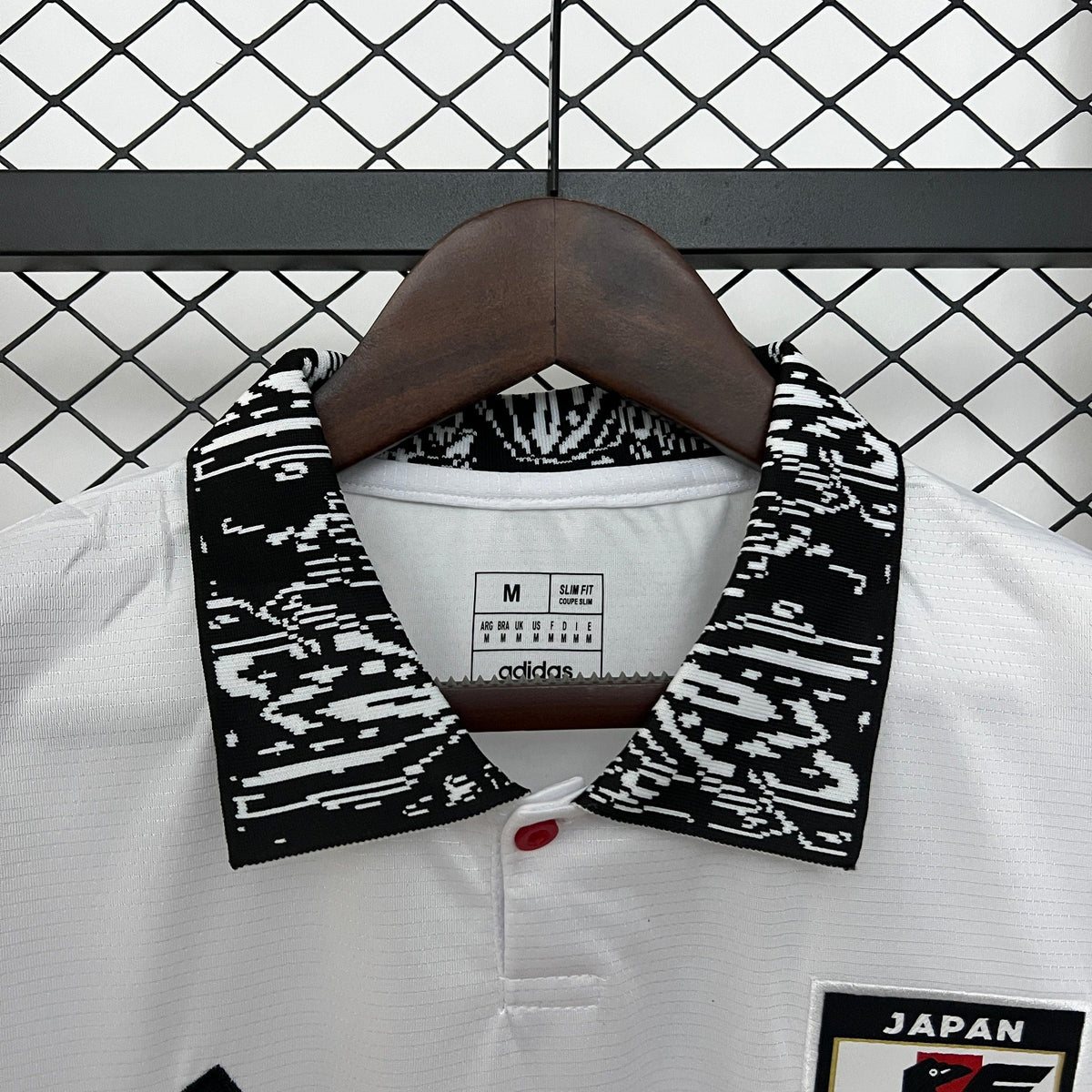 Camisa Japão Jujutsu Kaisen 'Gojo' Edição Especial | Torcedor - FutNews
