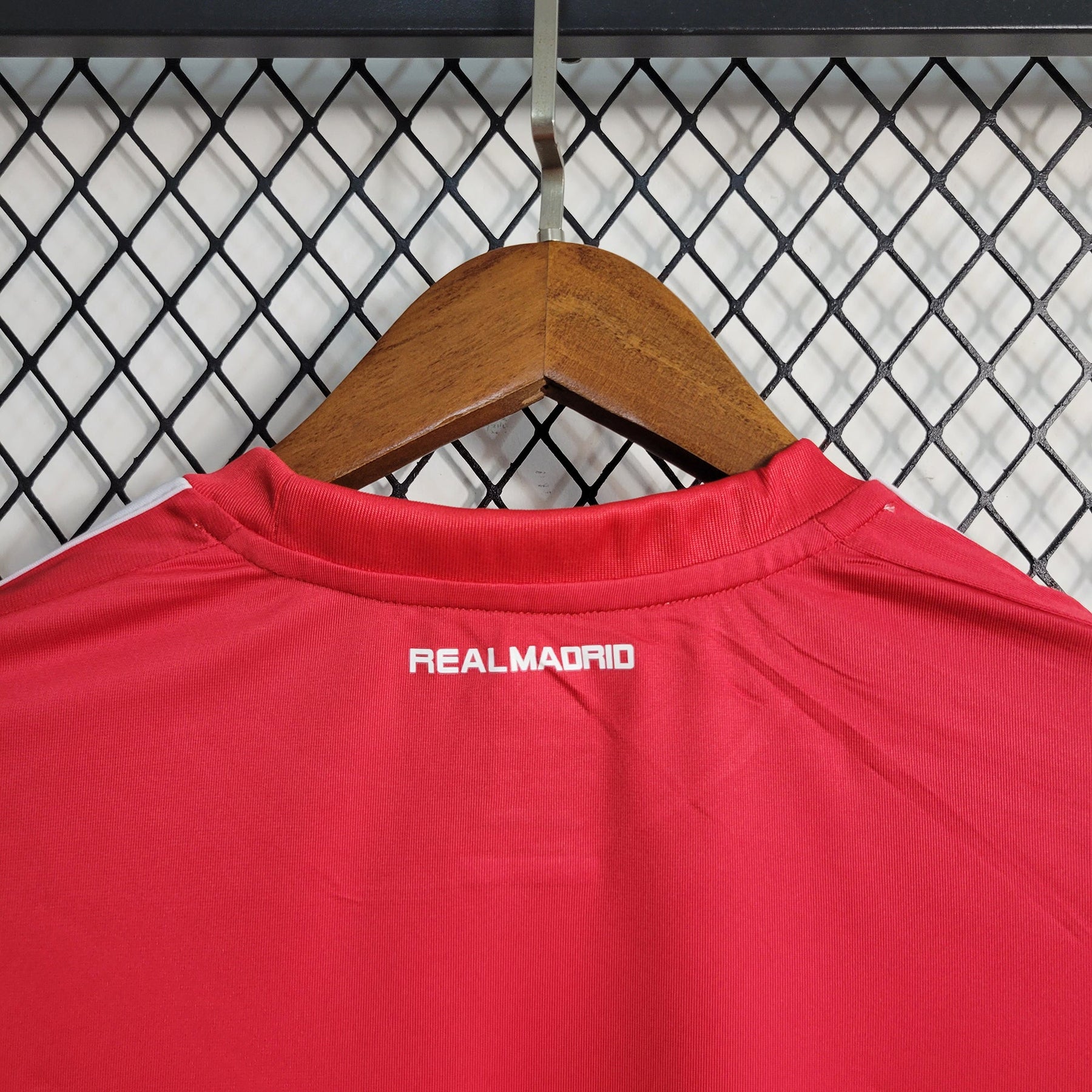 Camisa Real Madrid Away 2011-12 Retrô - Vermelha | Torcedor