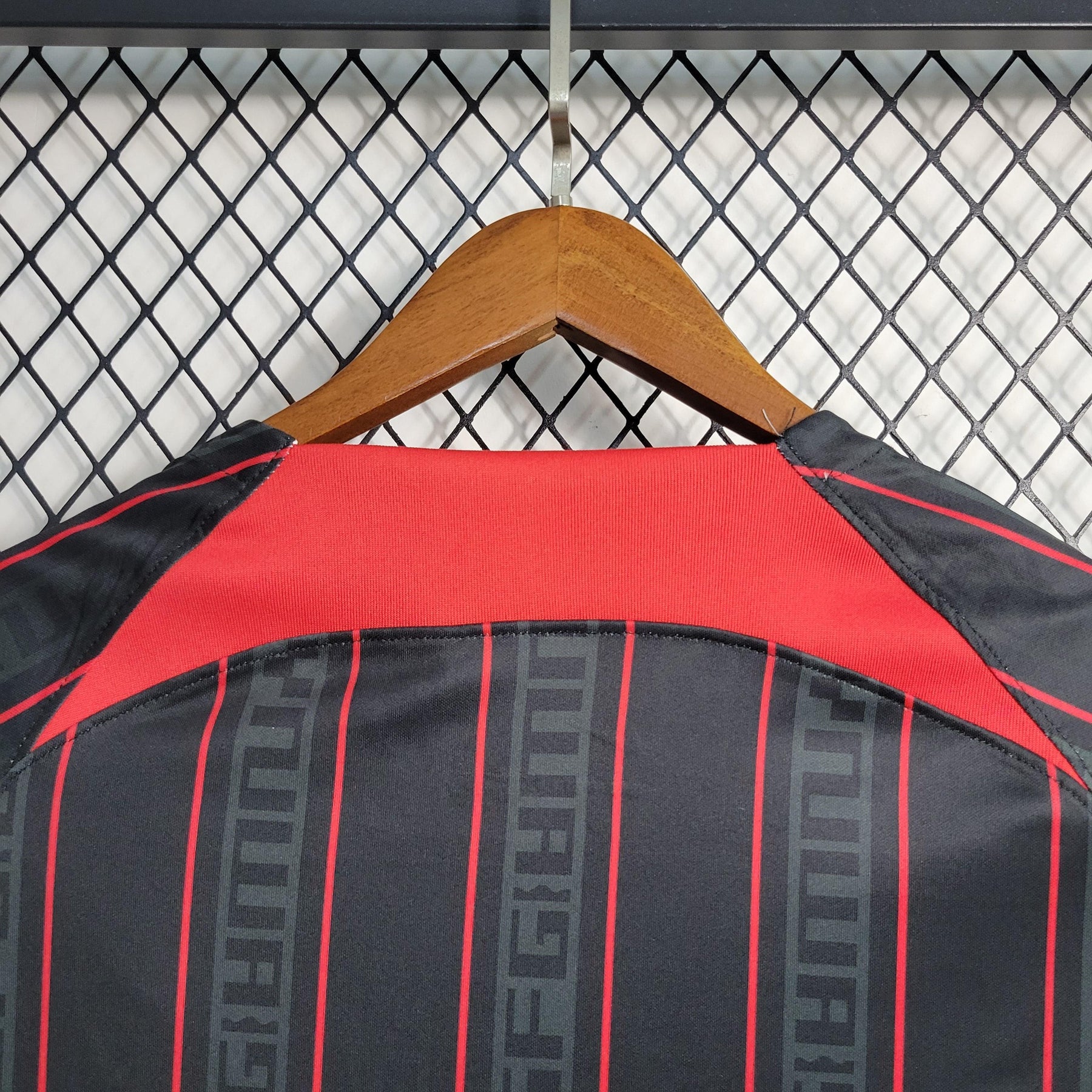 Camisa Liverpool Leblon James 2023 - Preta | Torcedor - FutNews