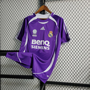 Camisa Real Madrid Away 2006 Retrô - Roxa | Torcedor
