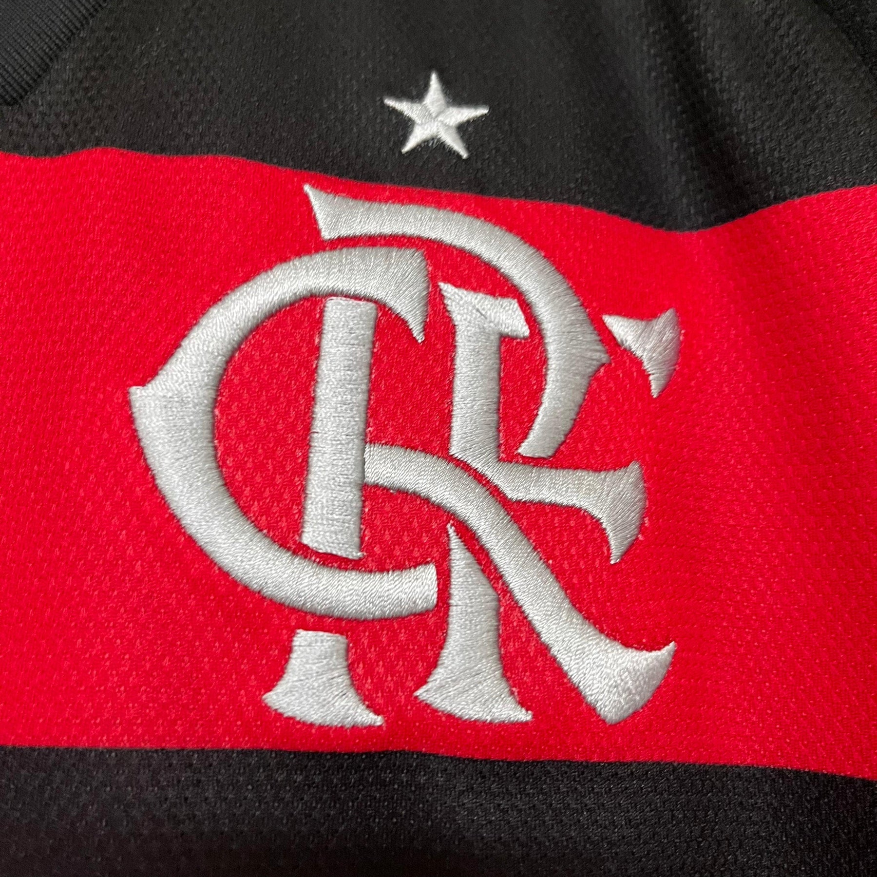 Camisa CRF Home 24/25 - Preta e Vermelha | Torcedor - FutNews