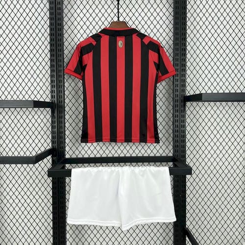 Kit Infantil - Milan 24/25