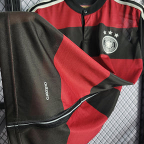 Camisa Alemanha Away 2014 Retrô - Vermelha e Preta | Torcedor - FutNews